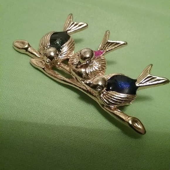 Bird Trio Pin Brooch. - Picture 4 of 4